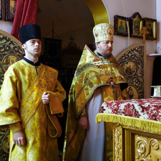 Нічна Літургія з молитвою за Церкву і мир в Україні